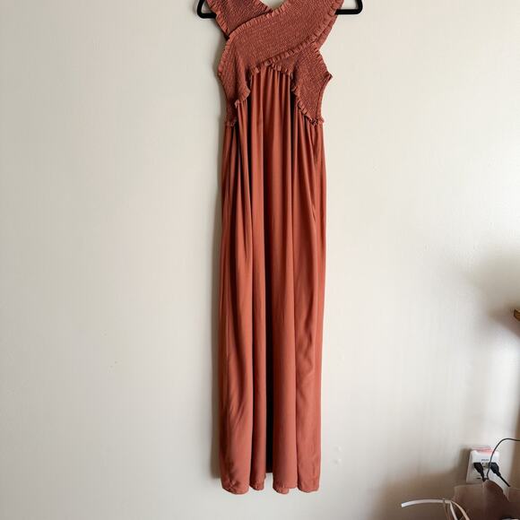 Flawless Brown Shirred Criss Cross Maxi Dress - Medium - Picture 2 of 9
